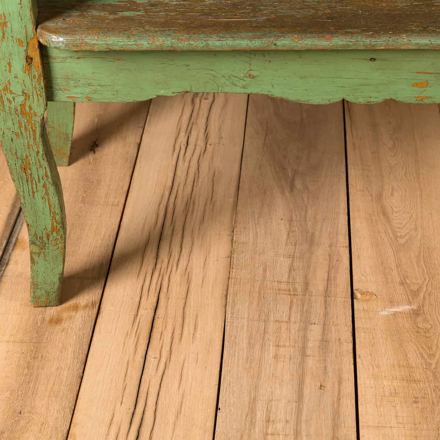 reclaimed oak floor light