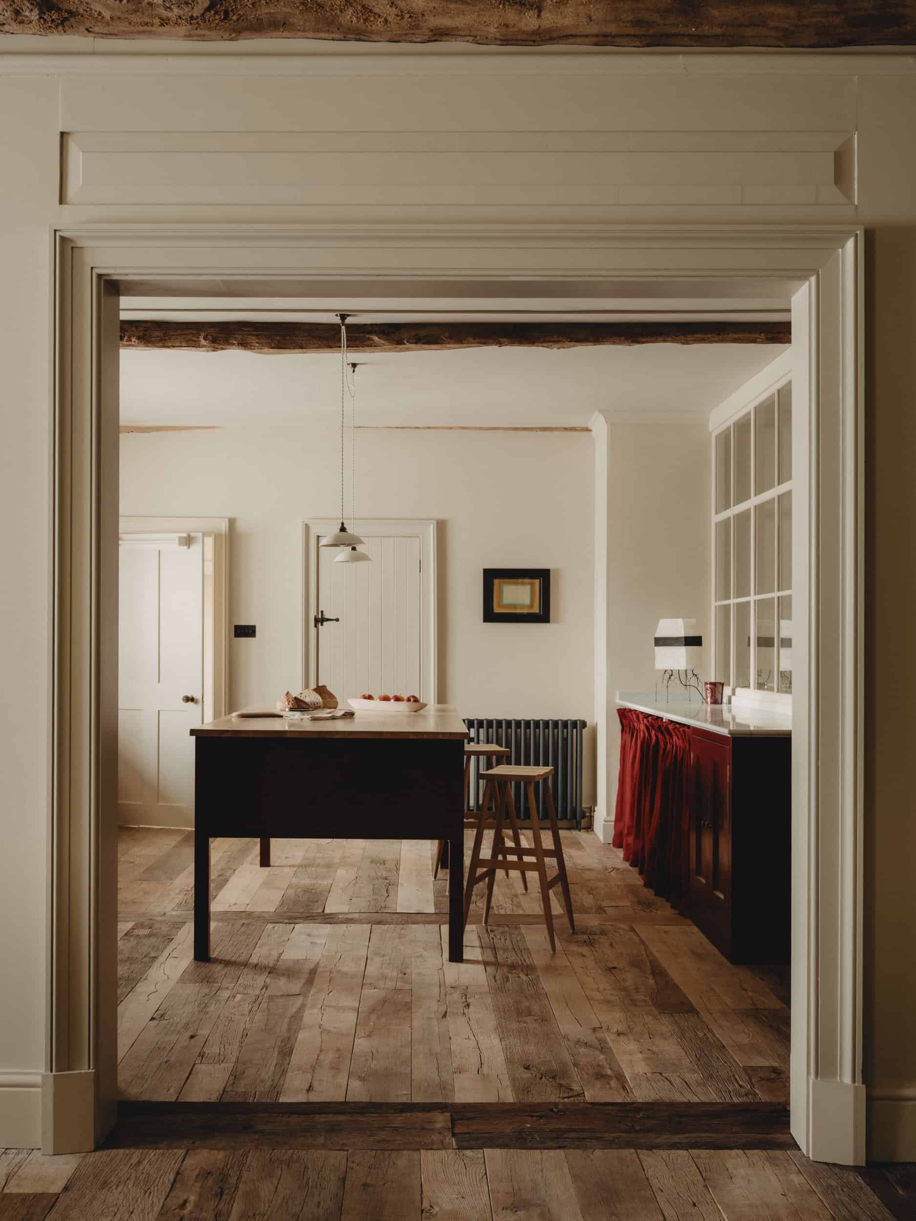 reclaimed rustic oak flooring